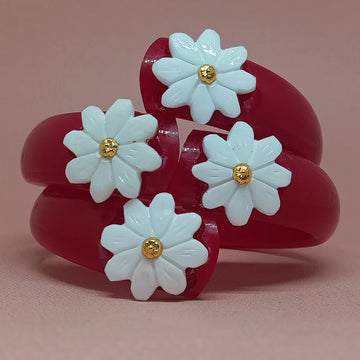 Sakha Pola Bangle with Conch Shell